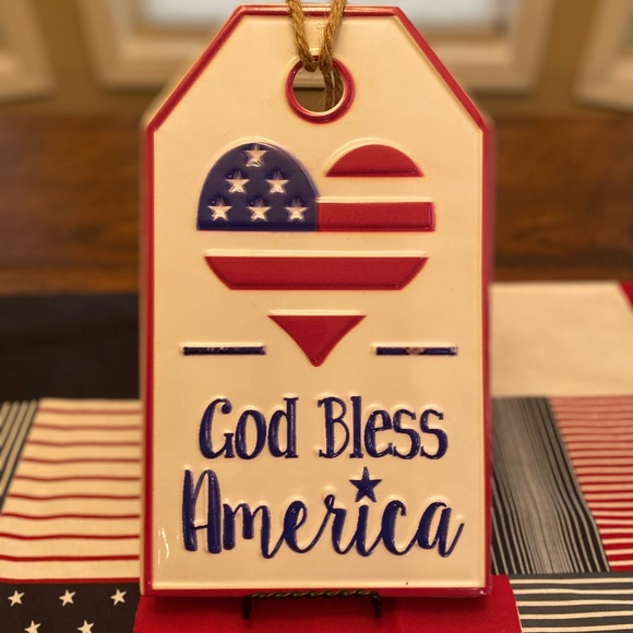 God Bless America Sign, Patriotic Tag Shaped Metal Wall Decor, July 4th Decor - Picture 8 of 14